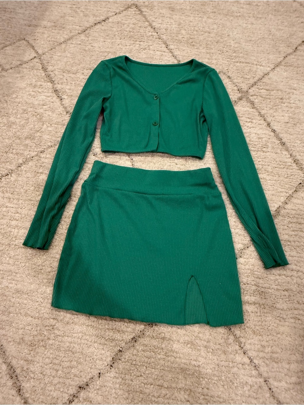 Women’s Green Ribbed Set Long Sleeve Cropped Shirt and Mini Skirt Size Medium